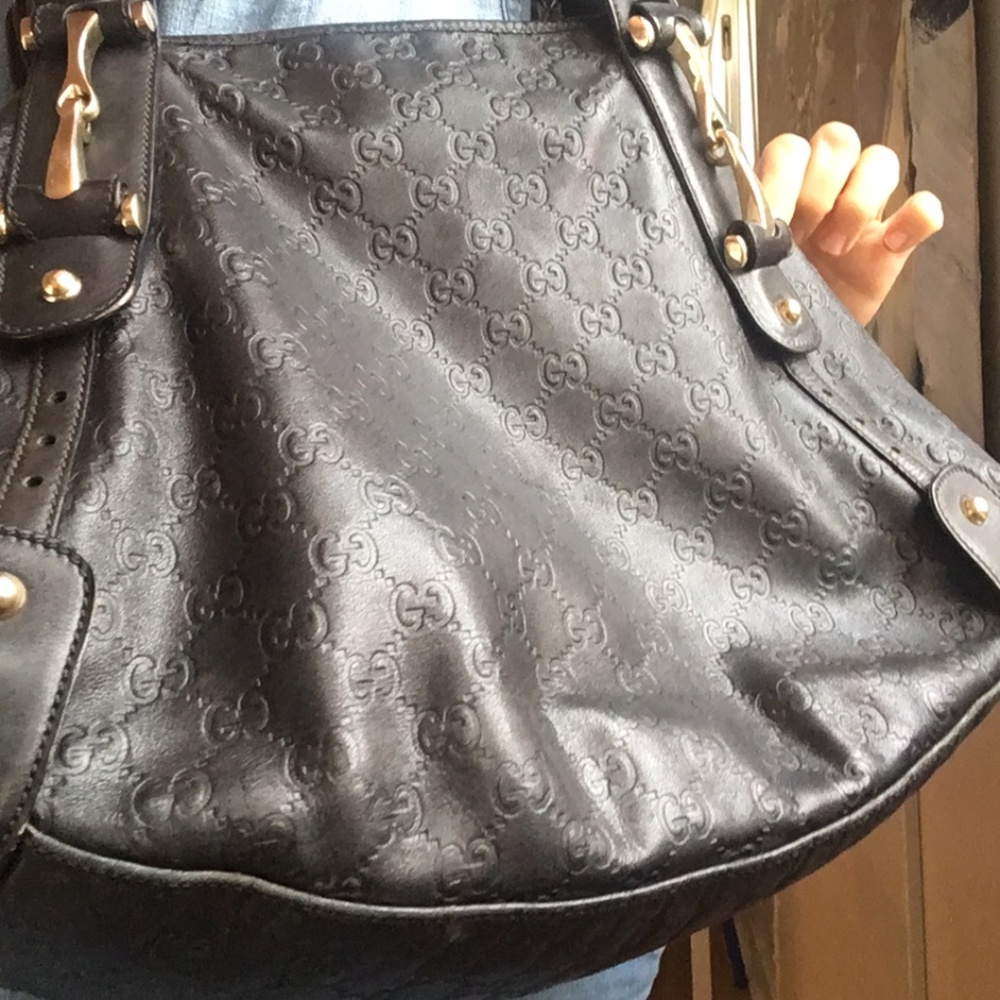 Gucci Black Embossed Leather Tote - Picture 2 of 11